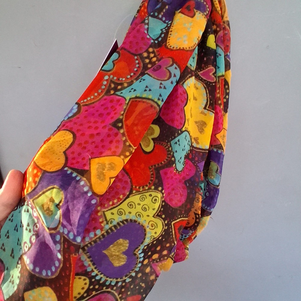 NWT AOP Laurel Burch Sun N Sand Multicolor Heart Print Infinity Scarf NEW